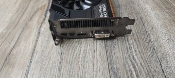 Sapphire HD 7850 AMD RADEON HD 7800 Series - 2
