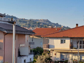 Prodej bytu 3+kk 92 m² Via Vicolo Giotto, Silvi, Itálie - 2