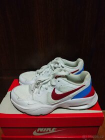 Prodám úplně nové botasky NIKE Air Max v.40,39 a 38,5 - 2