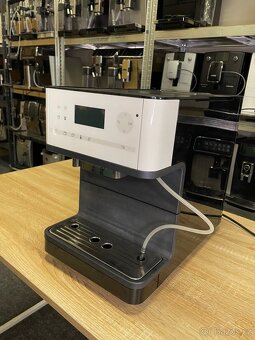 Kávovar Miele CM 6300 - 2
