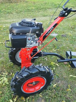 Prodám český malotraktor Vari Honda Global - 2