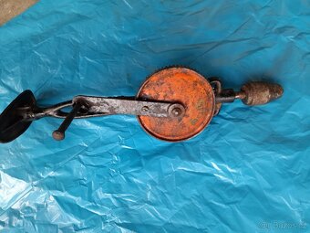 Ruční vrtačka RARITA - 2