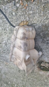 Prodám dílý na Land Rover Discovery - 2