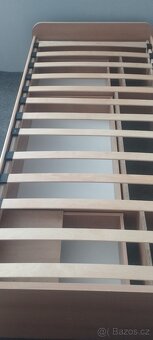 Postel s roštem a matrací - 2