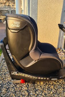 Autosedačka Britax Römer Dualfix M i-Size - 2