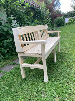 Zahradní lavička - 2