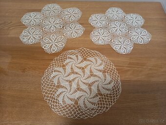 staré ručně háčkované dečky - 2