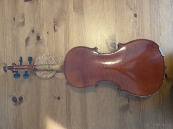 Housle 7/8 - 2