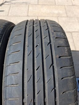 Letni pneu  215/60 R16 - 2