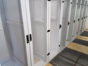 Rack 19" 42U Triton - 2