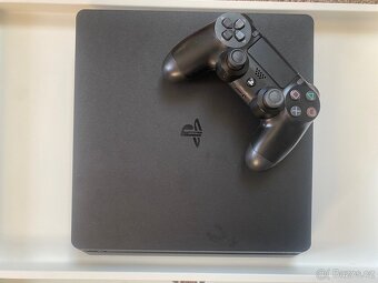 Playstation 4 Slim 500 GB - Perfektní stav - 2