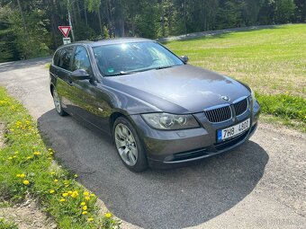 BMW E91 330xd 170kW 4x4 manuál panorama kůže - 2