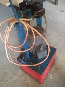 Hydraulická jednotka - 2