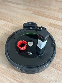 iRobot Roomba 696 - 2