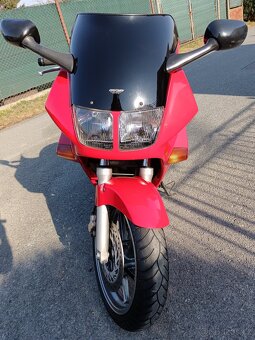 Honda VFR 750 - 2