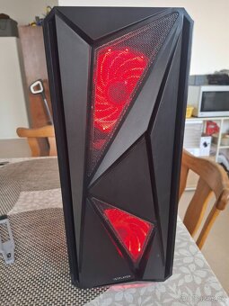 Herní PC AMD Ryzen5 2600,3866MHz+Radeon RX 580(8 GB) SSD+HDD - 2