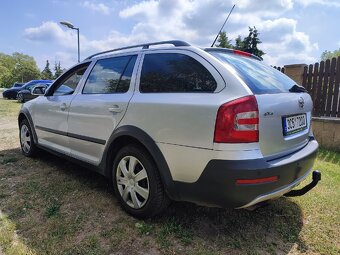 Škoda Octavia ll Scout 2.0Fsi - 2