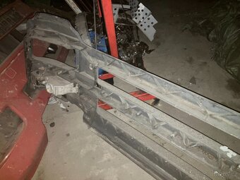 MAN TGA vysoká kabina, šedý naraznik predni.81416100306 - 2