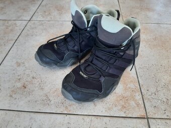 Adidas trekové boty - 2