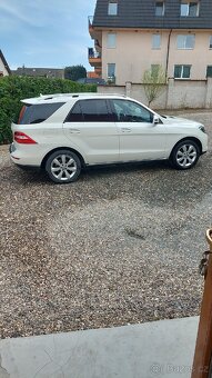Mercedes-Benz ML 350 Bluetec 4matic - 2