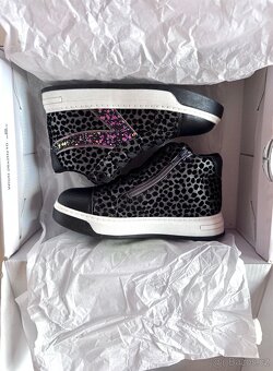 Krásné sneakersy s.Oliver, vel. 28 - 2