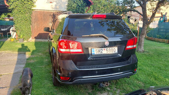 Fiat Freemont 2.0 rok v. 2011 125kW automat - 2