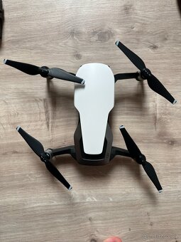 DJI Mavic Air Fly More Combo + příslušenství – skvělý stav - 2