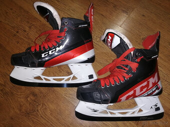 Brusle CCM JetSpeed FT4 PRO - 2
