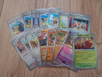 Pokémon Prismatic Evolution - pokeball karty - 2