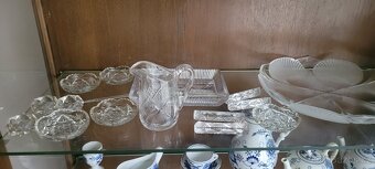 Sada starožitného nádobí z broušeného skla - 2