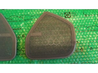 krytka reproduktoru levá šedá Škoda Octavia I (1U) 1U0867149 - 2