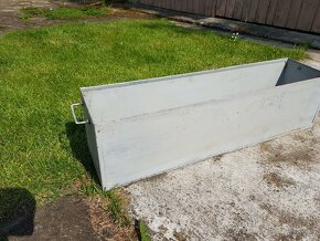 Úložné boxy, truhlíky, stojan na květináč - 2