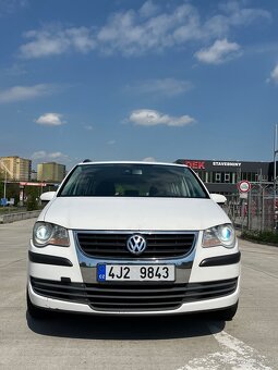 volkswagen touran 1.9 77 kw - 2