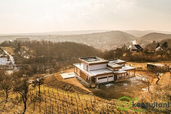 Prodej luxusní vily v Dolních Kounicích, ev.č. 00668 - 2