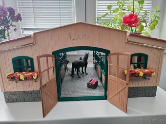 Stáj Schleich - 2