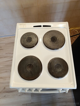 elektrický sporák Electrolux EKE 5003 - 2