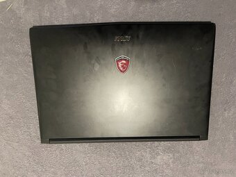 MSI GL72 7RD – i5 / 16 GB RAM / GTX 1050 / 1TB SSD – Herní - 2