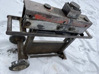 Hydraulická štípačka - 2