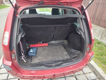 Ford  Fusion 1,4 - 2