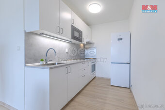 Prodej bytu 2+kk, 45 m², Praha, ul. Makovského - 2