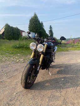 Triumph speed triple 1050 - 2