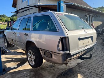 Mercedes Benz W124 D 250D - 2