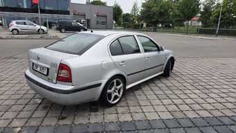 Škoda Octavia 1 - 2