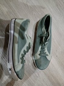 Zánovní značkové tenisky Hurley velikost 41 - 2