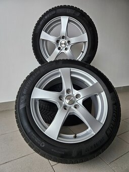 ALU Skoda Karoq 5x112 Zimní Michelin 215/55/17 - 2