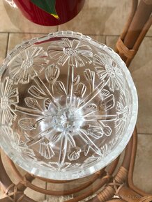 Skleněná miska na noze - 2