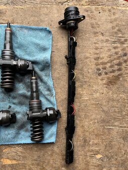 Vstriky 1.9 tdi 85kw vw sharan 5ks - 2