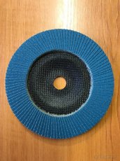 Lamelový (vějířovitý) brusný kotouč HOLEX plochý - 2