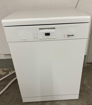 Myčka Miele, volně stojící - 2