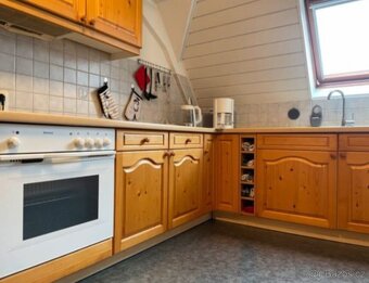 Borovicová kuchyně se spotřebiči, 5153 - 2